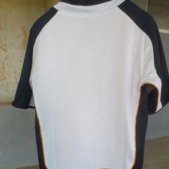 Manchester United 100th Centennial Anniversary Jersey For Collectors - Picture 8 of 11